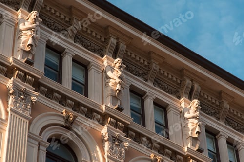 Preview: Twilight Strolling Along The Streets Of Trieste