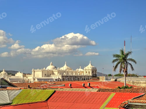 Preview: Leon, Nicaragua, Historical Center In Sunny Weather, Hdr Image
