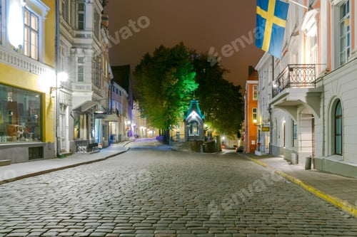 Preview: Tallinn. The Streets At Night.