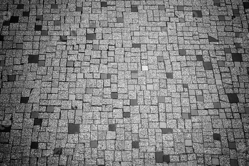 Preview: Handmade Glass Tiles In Urban Walls, Decoration And Construction