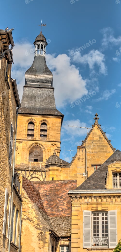 Preview: Sarlat-La-Caneda, Picturesque Village In The Perigord Region, France