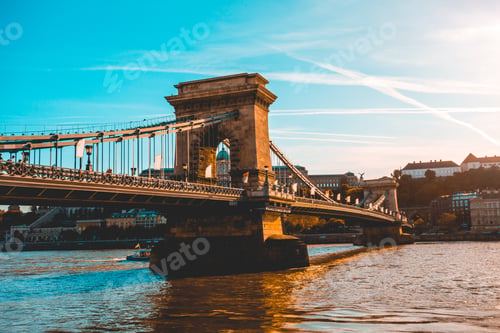 Preview: Beautiful Chain Bridge At Budapest