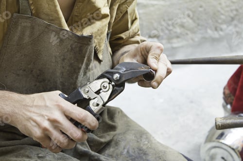 Preview: Tinplate Worker Object Making Crafts Market, Professional
