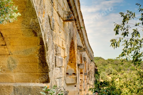 Preview: Pont Du Gard Roman Aqueduct, France
