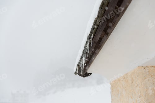 Preview: In The Village During Snowfall
