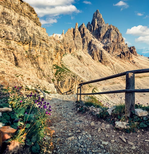 Preview: Exciting Morning View Of Paternkofel Mpountain Peak. Amazing Summer Scene Of Dolomiti Alps, Tre