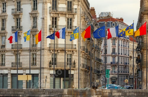 Preview: Grenoble. The City Embankment.
