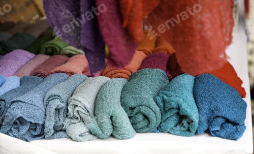 Preview: Foulards In Clothing Store, Fashion Accessories, Trade