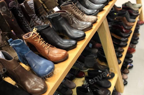 Preview: Winter Shoes On A Shelf In The Store