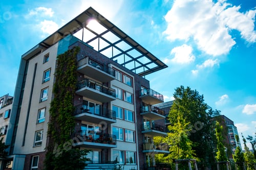 Preview: Modern Building With Evy On A Perfect Sunny Day