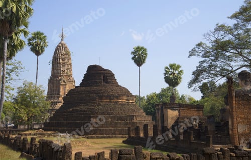 Preview: The Ruins Of Wat Phra Si Ratana Mahathat. Si Satchanalai, Thailand