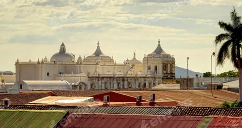 Preview: Leon, Nicaragua, Historical Center In Sunny Weather, Hdr Image
