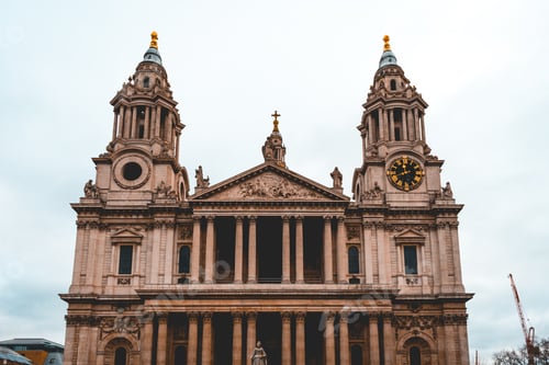 Preview: Central View To Sant Pauls Church