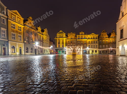 Preview: Old Market Square And Colorful Facades Of Medieval Houses At Night. Poznan. Poland.