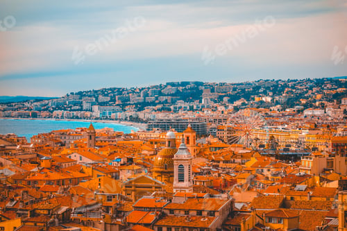 Preview: Nice At France - Cityoverview With Beautiful Beach On The Left