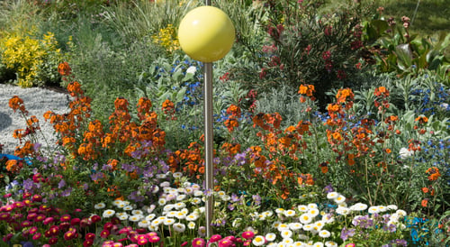 Preview: Flower Border With Yellow Ball Sculpture