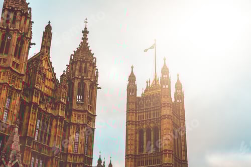 Preview: Westminster Palace In Warm Sunlight