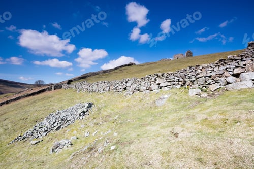 Preview: Ruined Swaledale Barn On A Hillside