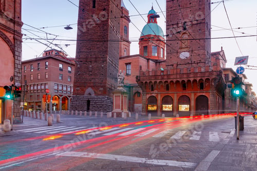 Preview: Bologna. The Falling Towers.