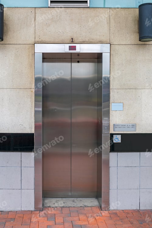 Preview: Lift Door Box Structure At Street Transport