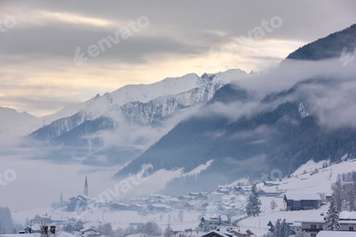 Preview: Valley In The Fog