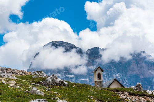 Preview: Immersion In The Nature Of The Tre Cime Di Lavaredo. Dolomites