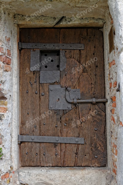 Preview: Ancient Door