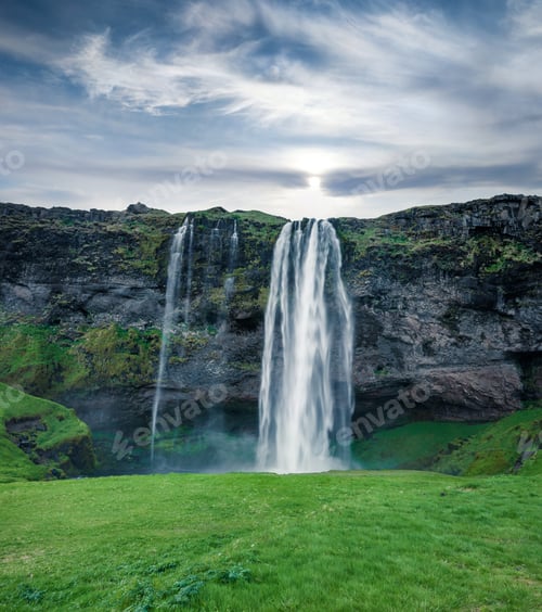 Preview: Impressive Morning View Of Seljalandfoss Waterfall On Seljalandsa River. Great Summer Scene Of