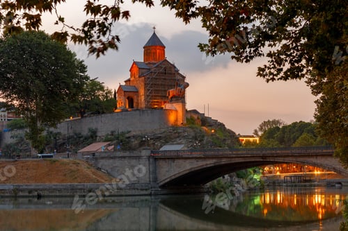 Preview: Tbilisi. Metekhi Church.