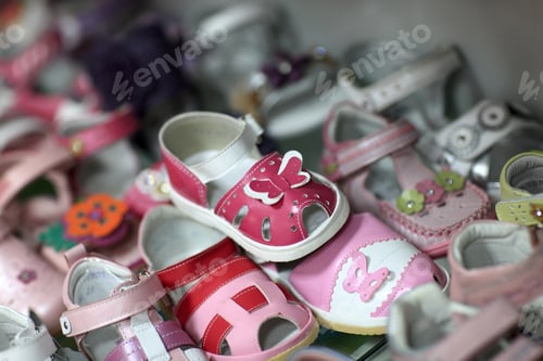 Preview: The Children Footwear Are In A Store