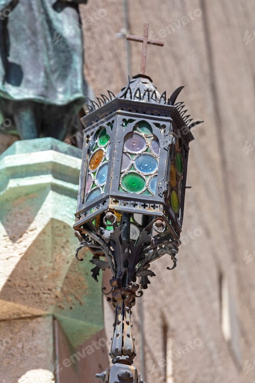 Preview: Ornate Glass Street Light In San Marino