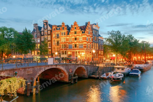 Preview: A View Of The Picturesque Canal And Facade Of The Traditional Dutch Houses. Amsterdam. Netherlands.