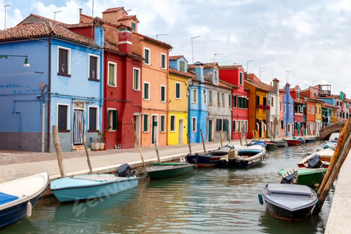 Preview: The Island In The Lagoon Near Venice. Famous Tourist Attraction. Famous For Its Colorful Houses And