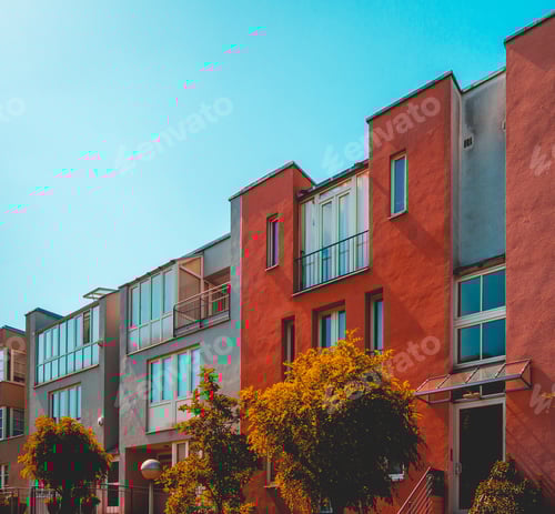 Preview: Red And White Townhouses With Modern Facade In The Heart Of Berlin