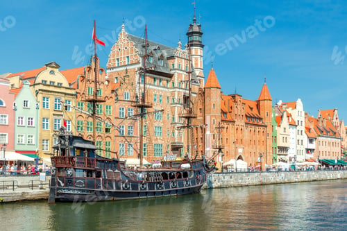 Preview: Central Embankment Gdansk And Old Motlawa River.