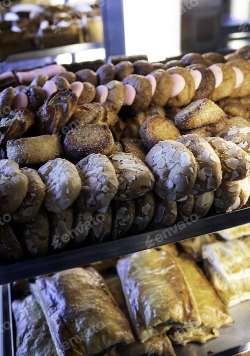Preview: Buns Filled With Chocolate, Detail Of The Shop, Dessert