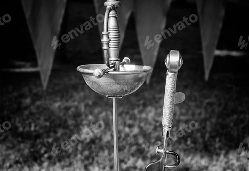 Preview: Medieval Metal Swords In Recreation, War And Guns
