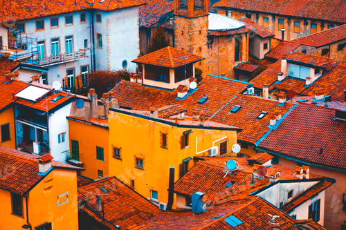 Preview: Rooftop View Of Ancient Houses In Italy