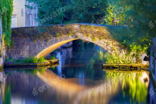 Preview: Bruges. Green Channel.