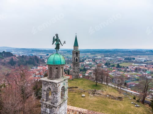 Preview: Artegna And Its Ancient Castle And Fortified Village