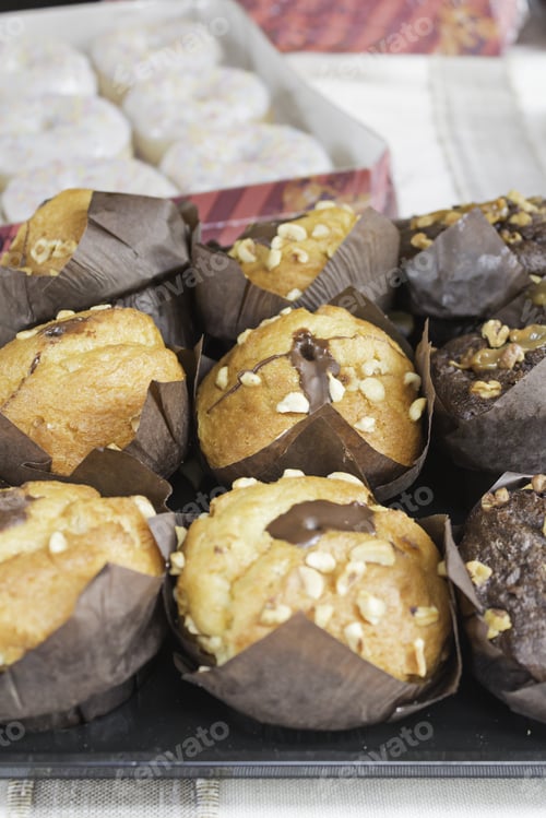 Preview: Cupcakes With Chocolate Sauce And Almonds Nutrition Market
