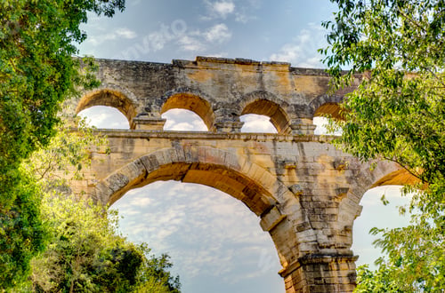 Preview: Pont Du Gard Roman Aqueduct, France