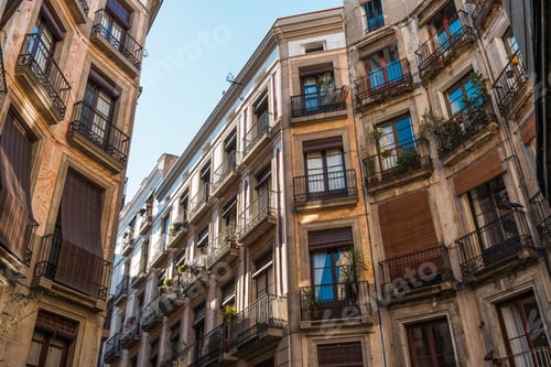 Preview: Ancient Or Historical Apartment Buildings In The Heart Of Barcelona, Spain
