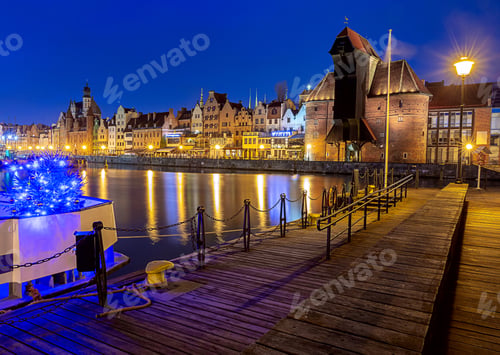 Preview: City Embankment And Facades Of Medieval Houses In The Old City At Dawn. Gdansk. Poland.