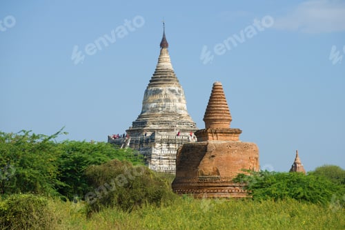 Preview: View Of The Ancient Buddhist Stupa Of Shwe San Daw On A Sunny Day. Bagan, Myanmar
