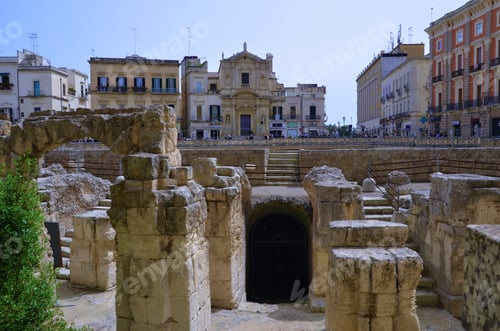 Preview: Roman Amphitheater Of Lecce