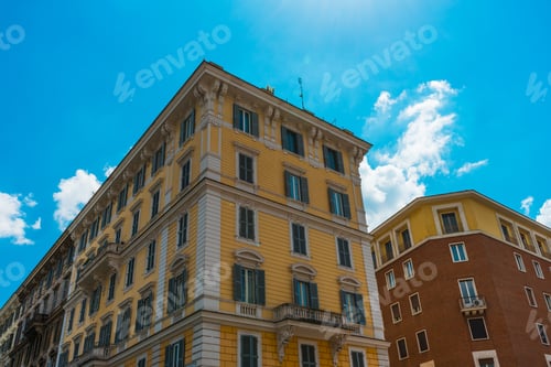 Preview: Big Houses At Rome