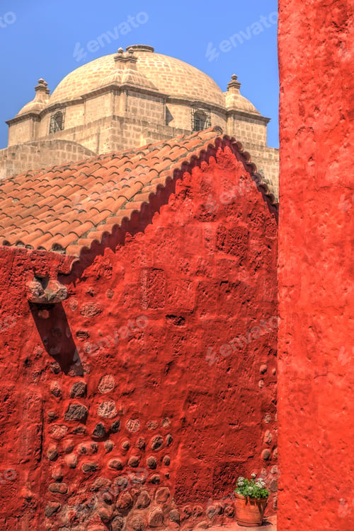 Preview: Arequipa Cityscape, Southern Peru