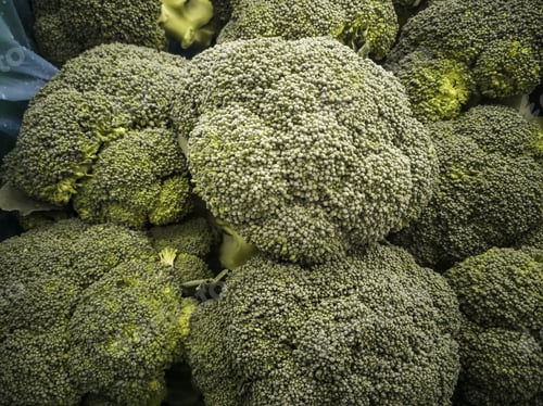 Preview: Broccoli In Greengrocery, Organic Fruit And Vegetables, Healthy Vegan Food
