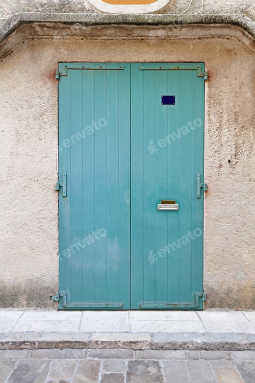 Preview: Closed Big Double Green Wooden Door At House In France